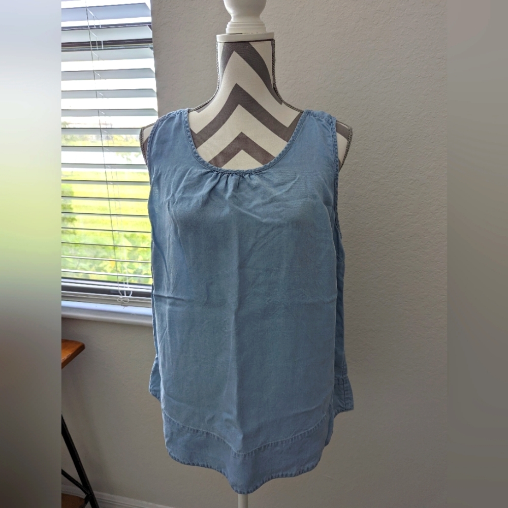 Soft Surroundings Baby Blue Tencel Denim Sleeveless Top